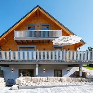 Megumi Ferienhaus