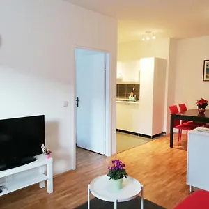  Apartment Center Kroatien